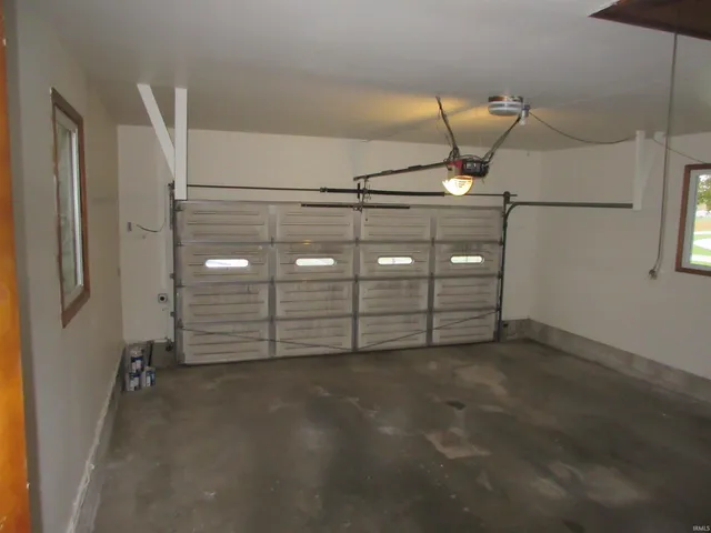 $595,000 | 804 Southeast 11th Street, Washington, IN 47501