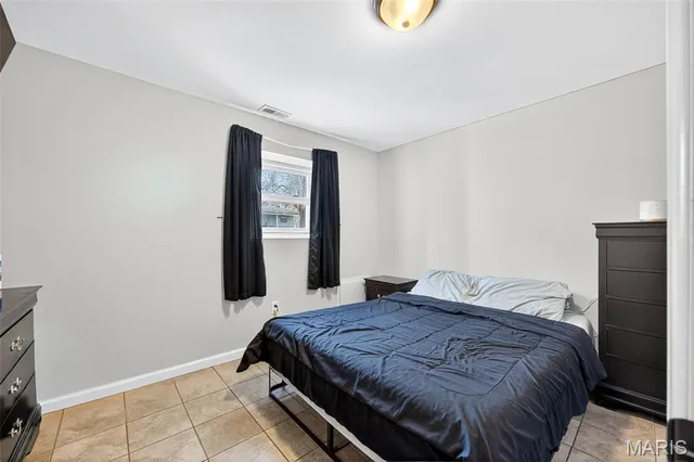 $235,000 | 7 Marveline Drive, St. Charles, MO 63304