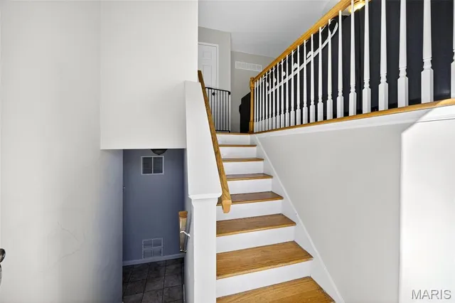 $235,000 | 7 Marveline Drive, St. Charles, MO 63304