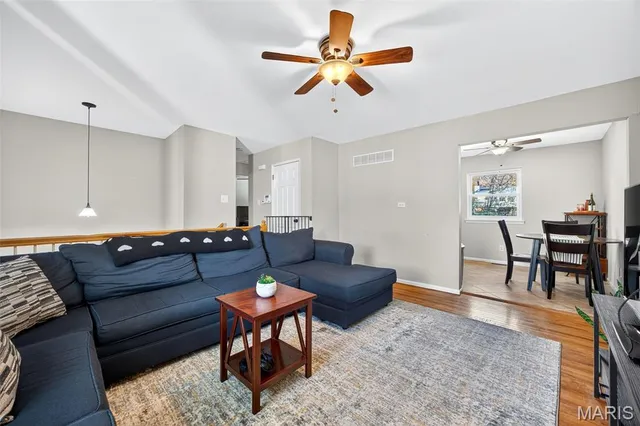 $235,000 | 7 Marveline Drive, St. Charles, MO 63304