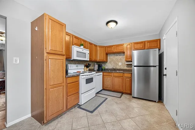 $235,000 | 7 Marveline Drive, St. Charles, MO 63304