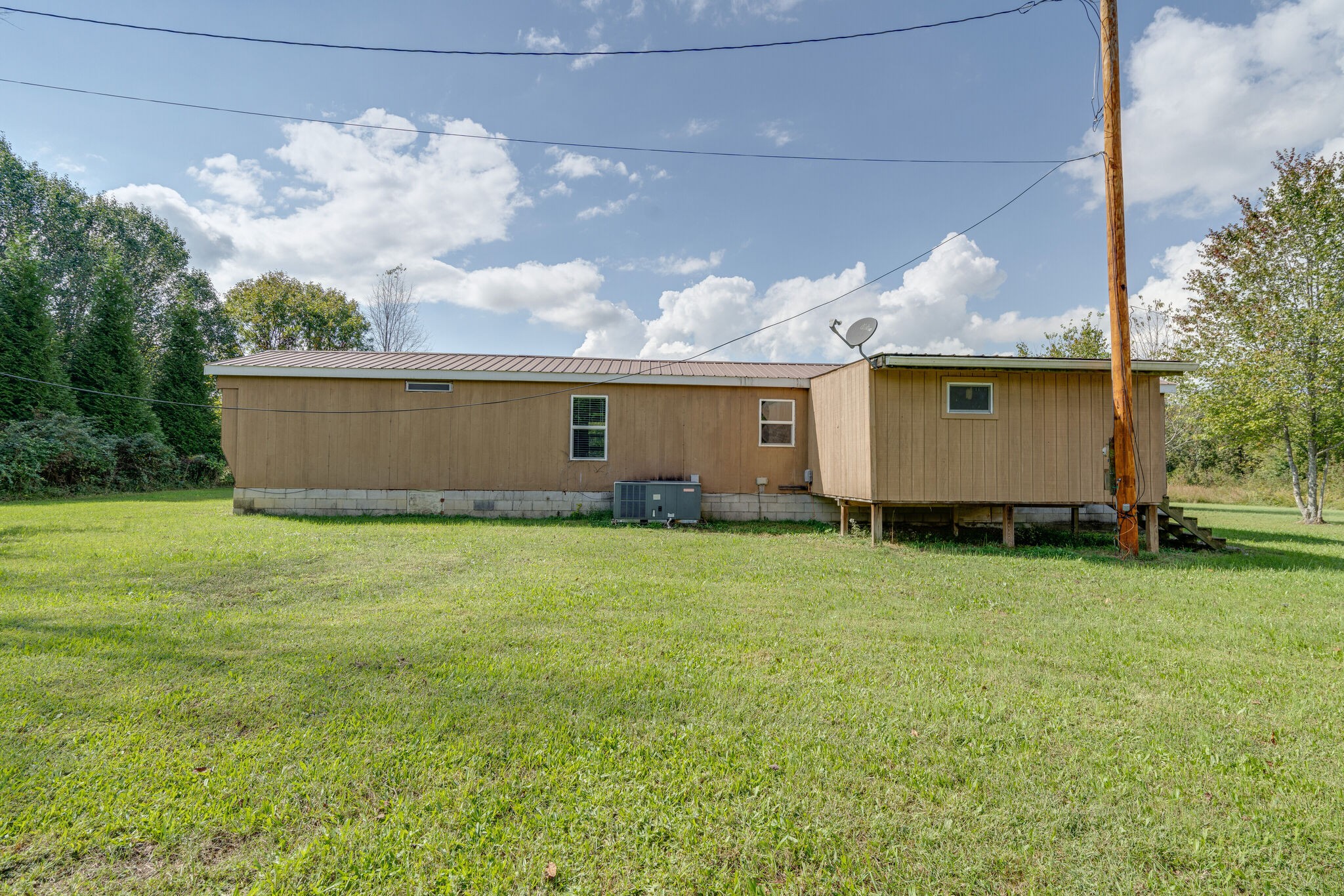 2031 Sugar Camp Road Springfield, TN 37172 - Photo 21 of 42 front view of house with a yard