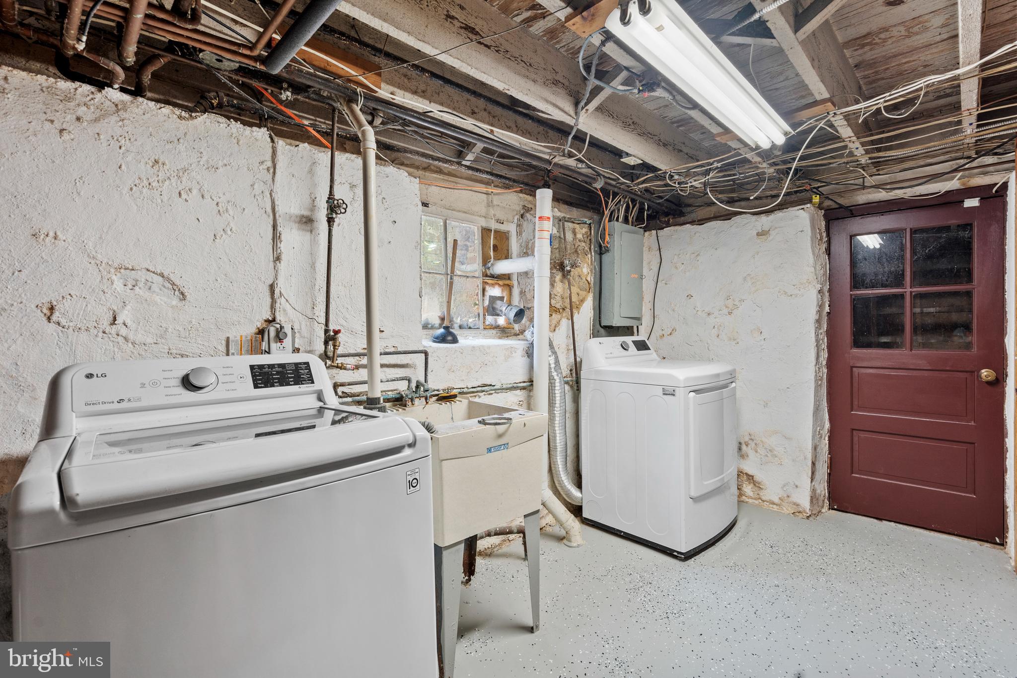 14 Windsor Circle Springfield, PA 19064 - Photo 23 of 34