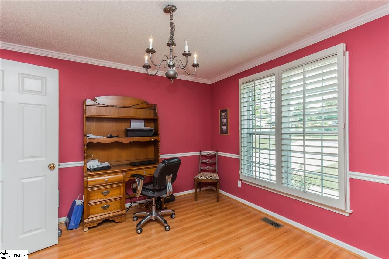 246 East Autumn Ridge Road Moore, SC 29369 - Photo 7 of 31 Gallery Image 7