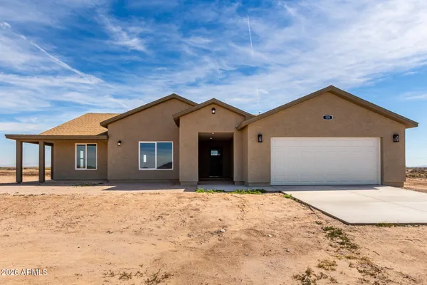 $419,500 | 135 North 386th Lane, Tonopah, AZ 85354