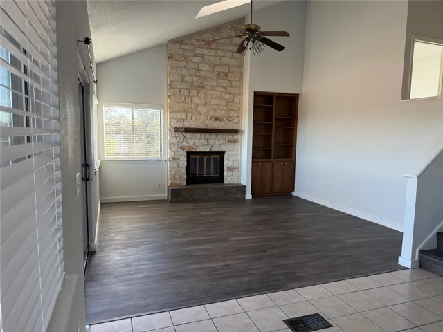 $1,995 | 3205 Mac Arthur Avenue, Unit B, Lago Vista, TX 78645