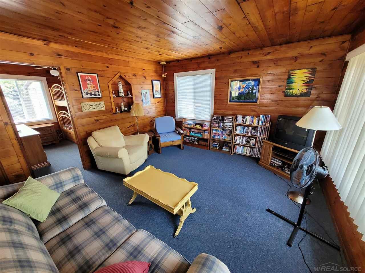 7346 Kilkare Road Lexington, MI 48450 - Photo 4 of 13 50072328-3.JPG