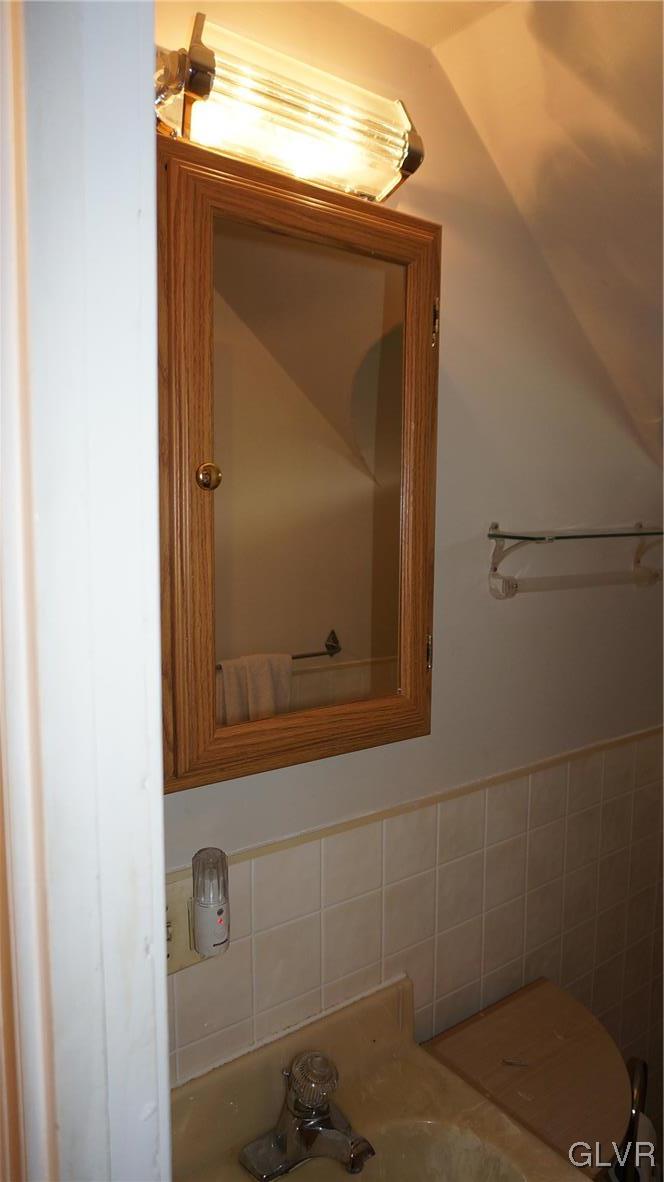 968 Juniper Road Hellertown, PA 18055 - Photo 29 of 33 Gallery Image 29