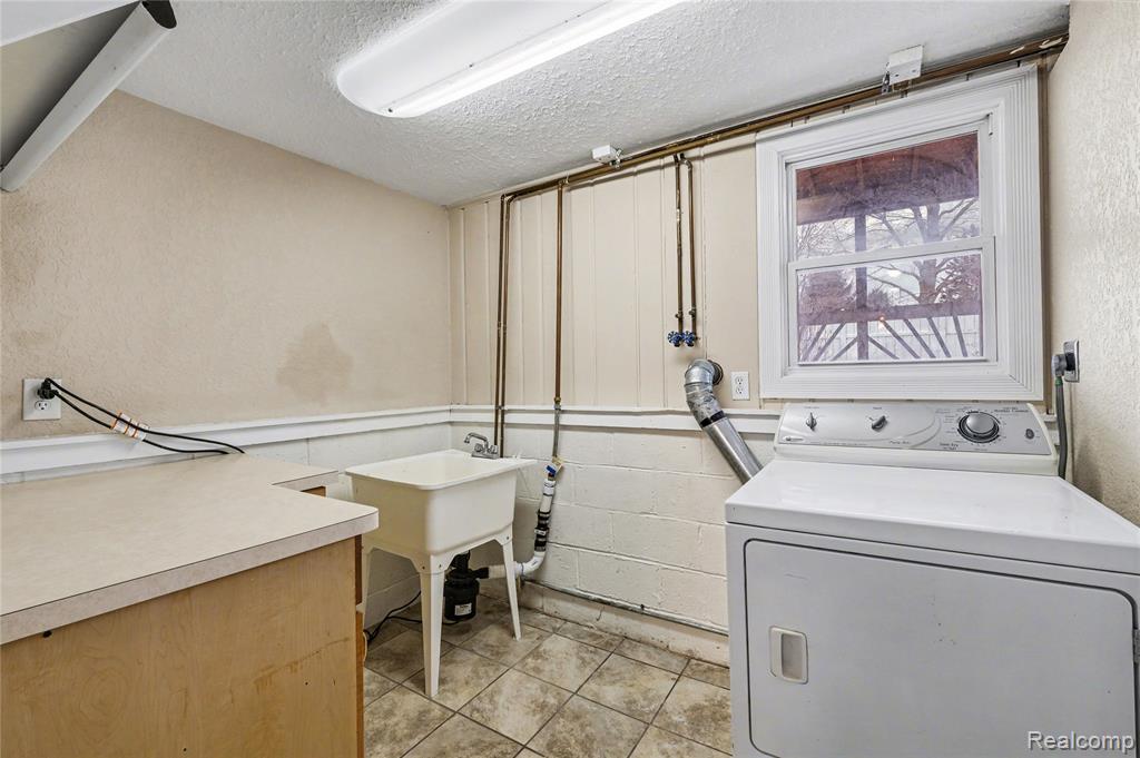 7296 Morrish Road Swartz Creek, MI 48473 - Photo 13 of 21 Gallery Image 13