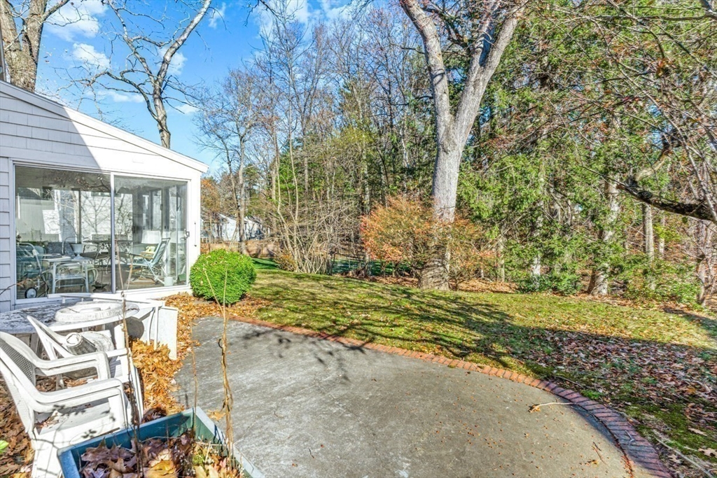 40 Radcliffe Road Wellesley, MA 02482 - Photo 20 of 34