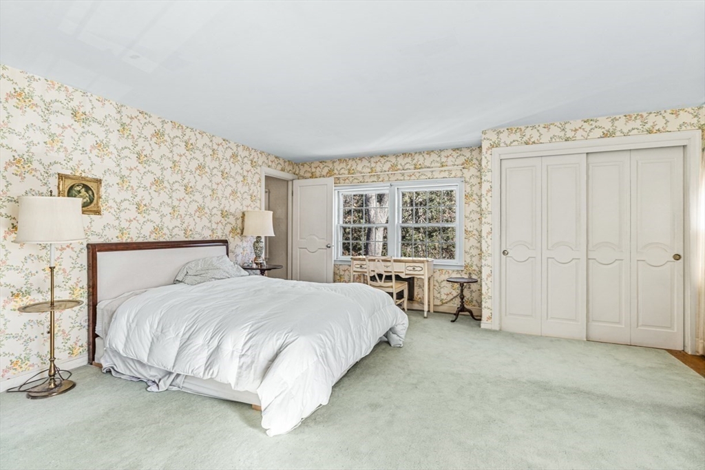40 Radcliffe Road Wellesley, MA 02482 - Photo 23 of 34