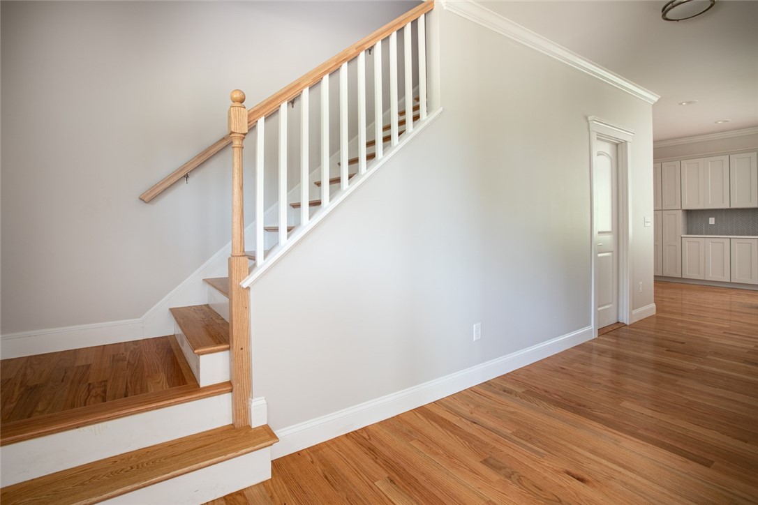 9 Lyne Road Tiverton, RI 02878 - Photo 12 of 24 Gallery Image 12