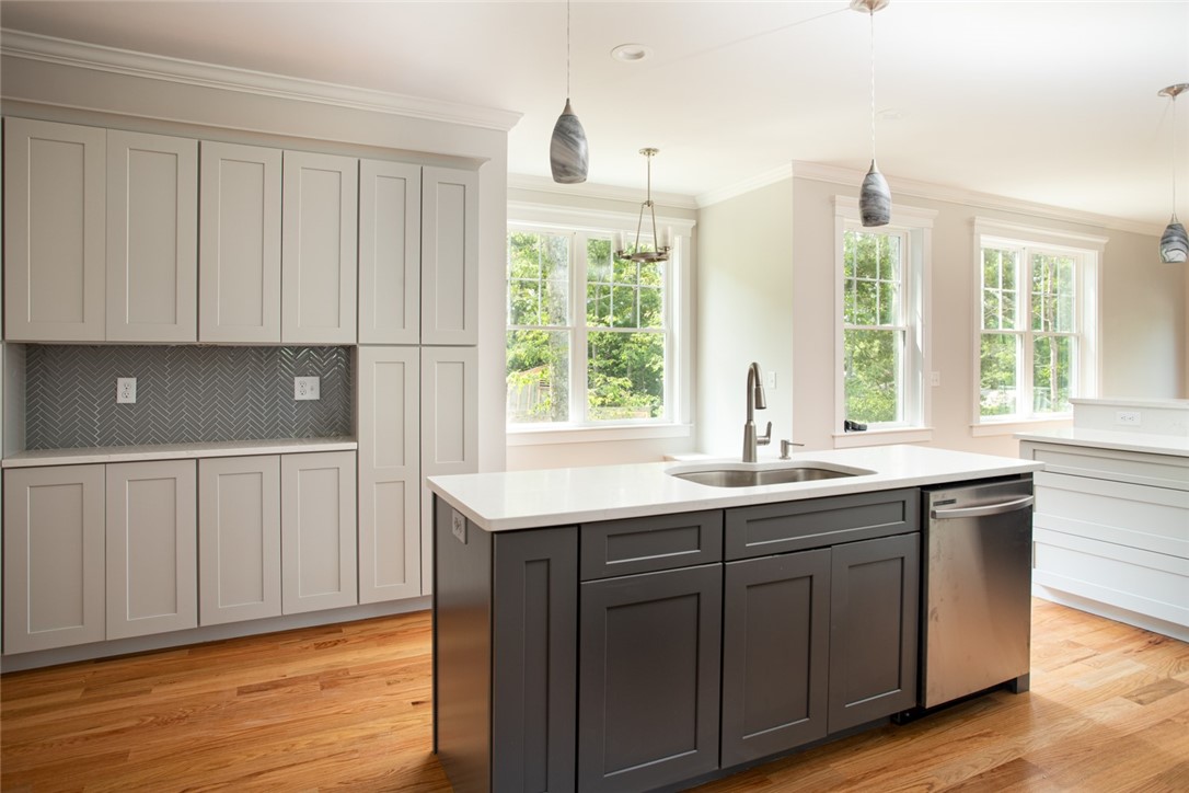9 Lyne Road Tiverton, RI 02878 - Photo 9 of 24 Gallery Image 9