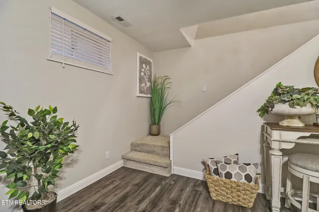 $799,500 | 4790 Roane State Highway, Rockwood, TN 37854