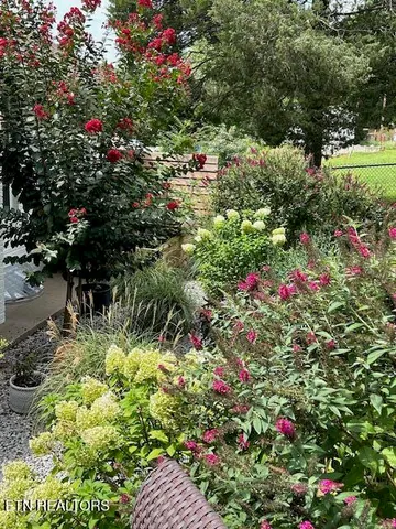 $799,500 | 4790 Roane State Highway, Rockwood, TN 37854