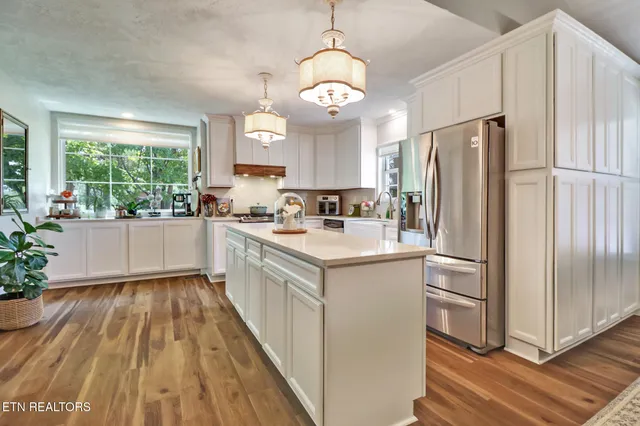 $799,500 | 4790 Roane State Highway, Rockwood, TN 37854