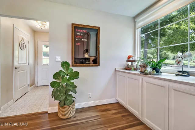 $799,500 | 4790 Roane State Highway, Rockwood, TN 37854