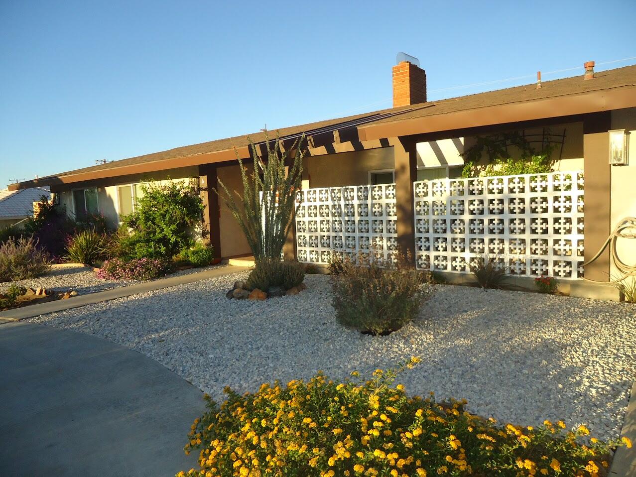 16424 Chippewa Road Apple Valley, CA 92307 - Photo 1 of 35 2