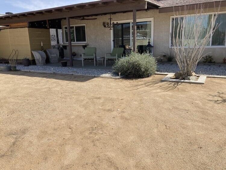 16424 Chippewa Road Apple Valley, CA 92307 - Photo 26 of 35 patio