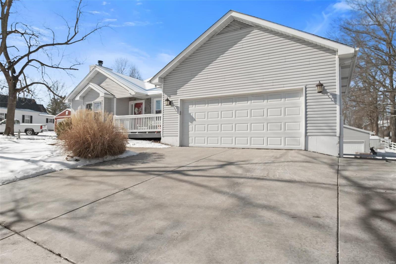 2369 St Paul Road O'Fallon, MO 63366 - Photo 3 of 45