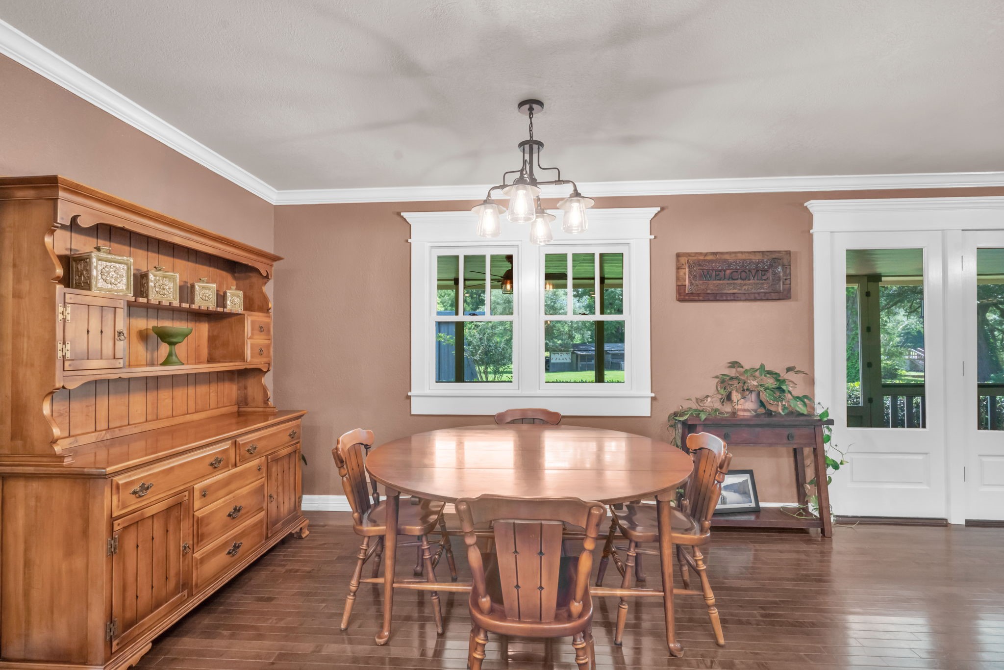 17821 Brown Road Conroe, TX 77306 - Photo 14 of 50 a dining room with furniture and window