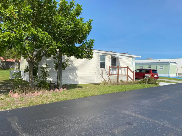 a storage room with washer and dryer