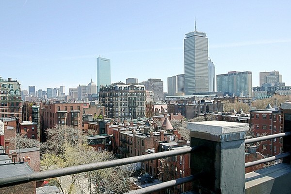 4 Charlesgate East, Unit 301 Boston, MA 02215 - Photo 1 of 16