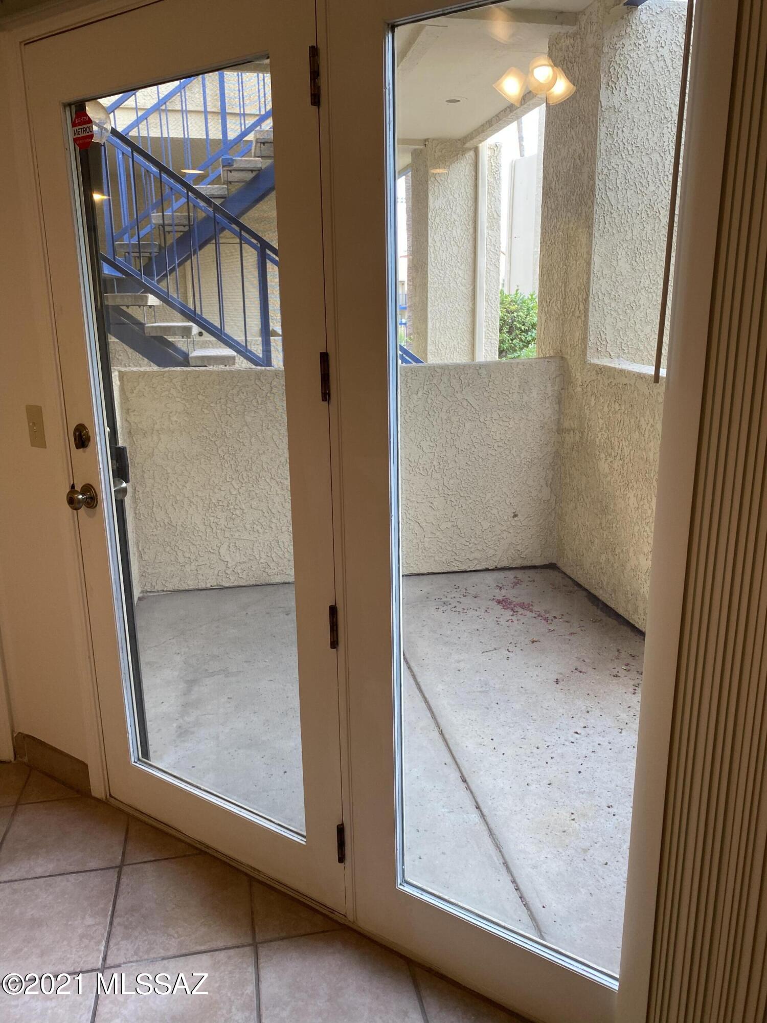 1200 East River Road, Unit D42 Tucson, AZ 85718 - Photo 3 of 19