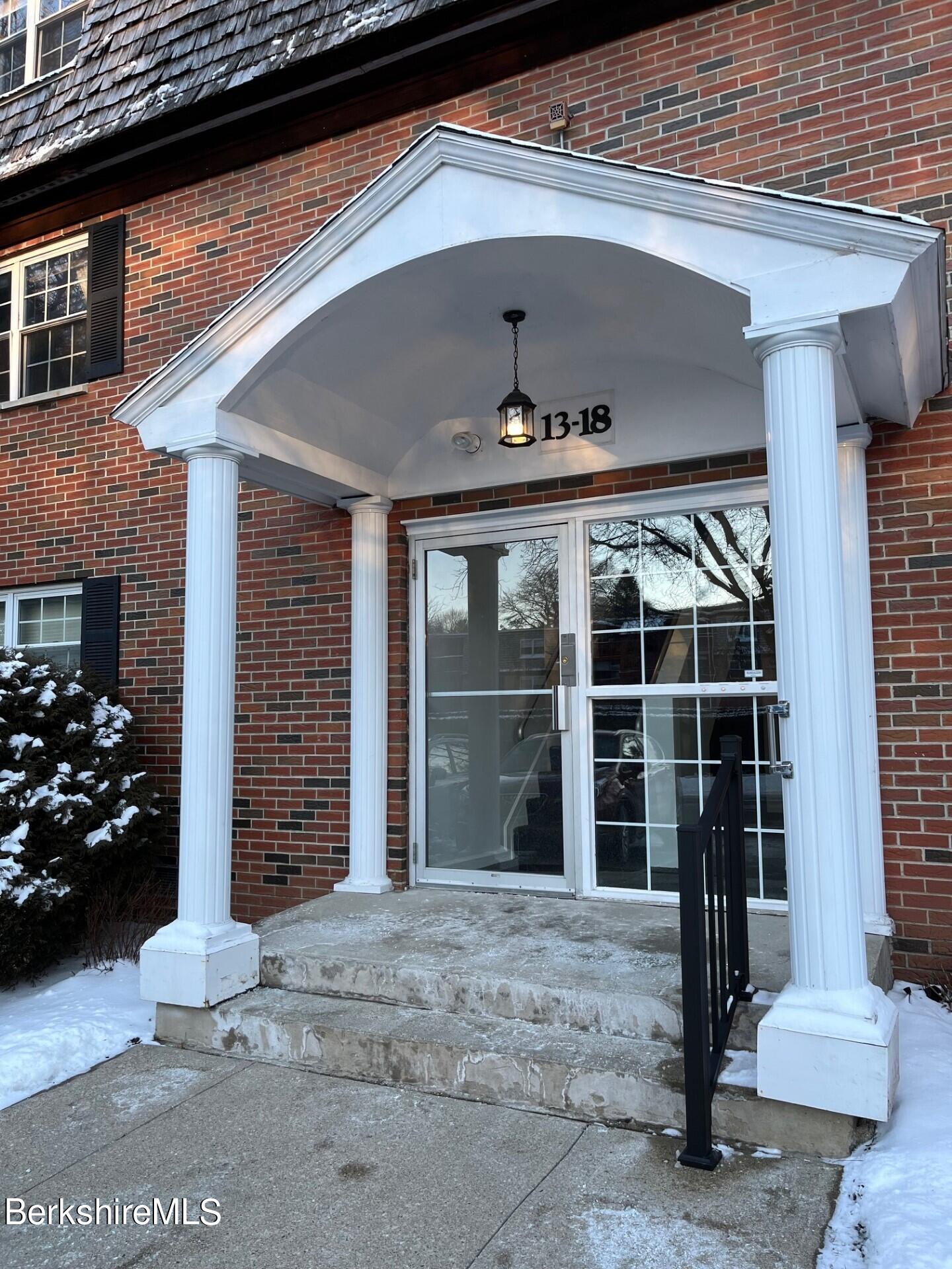 260 Pittsfield Road, Unit F17 Lenox, MA 01240 - Photo 2 of 33 F17