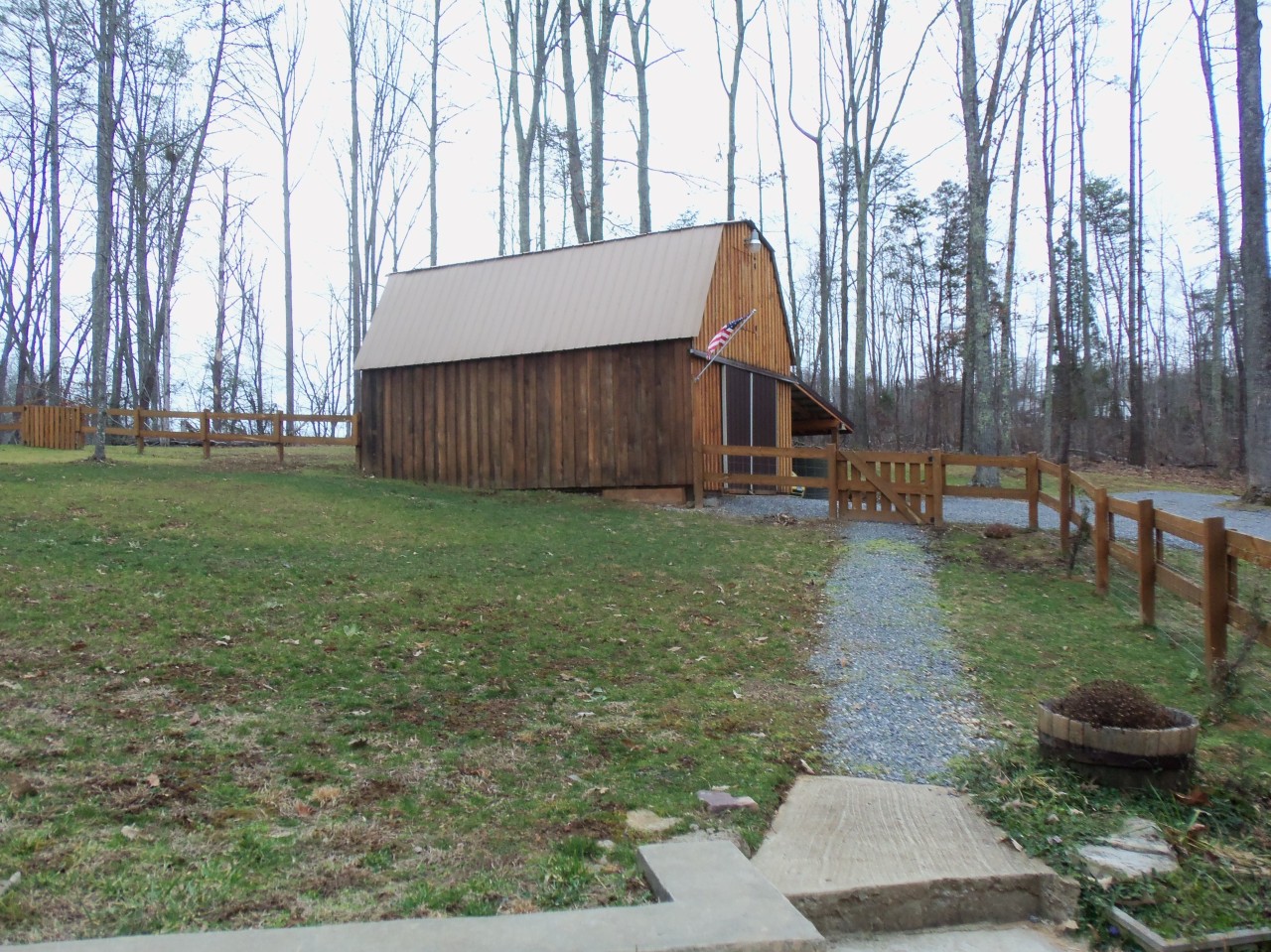 4963 Altice Road Moneta, VA 24121 - Photo 17 of 69 barn style garage