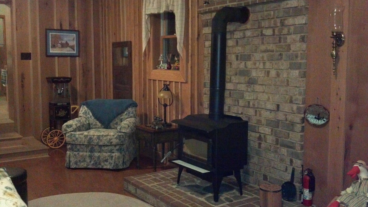 4963 Altice Road Moneta, VA 24121 - Photo 33 of 69 family room