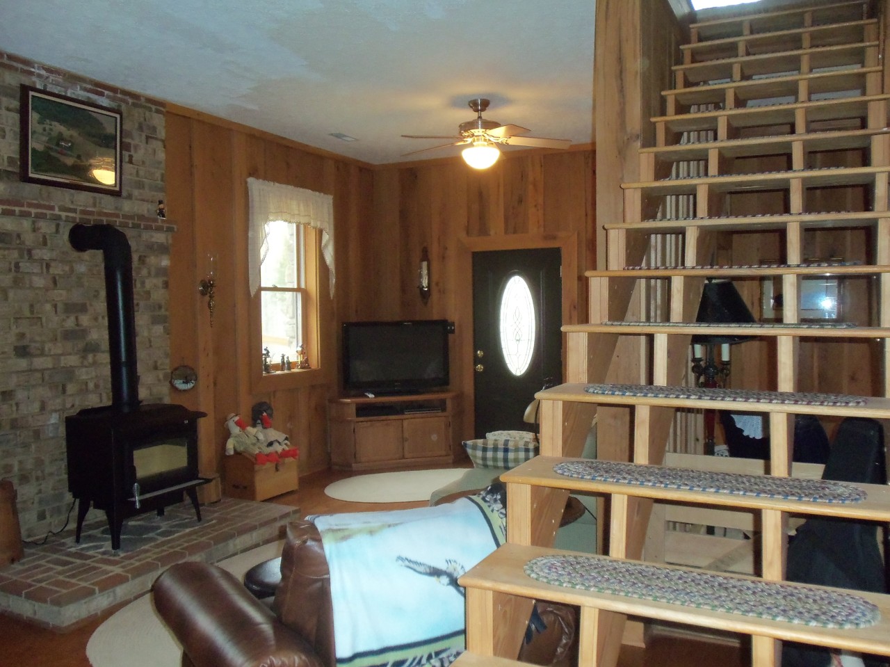 4963 Altice Road Moneta, VA 24121 - Photo 36 of 69 beautiful family room