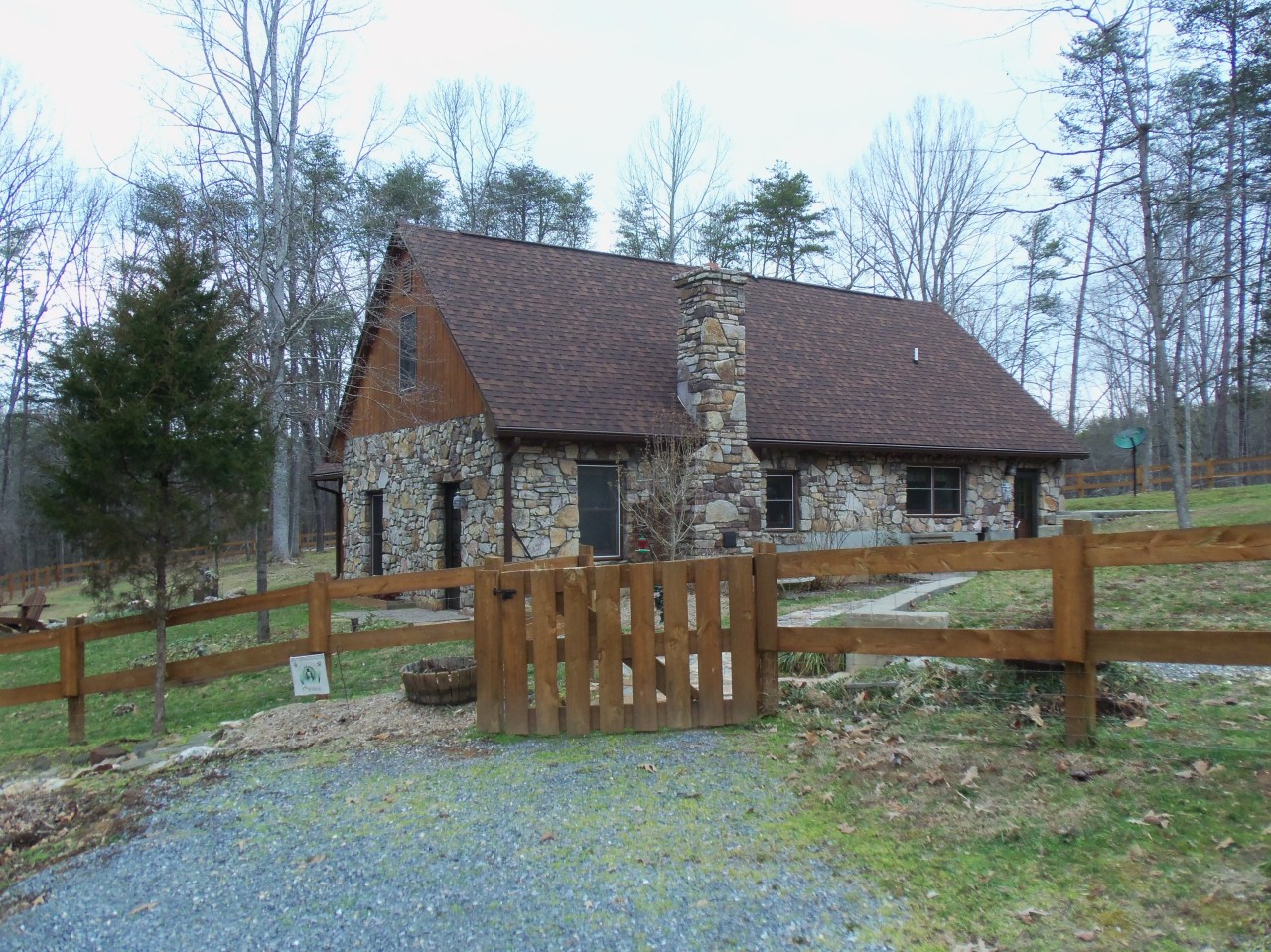 4963 Altice Road Moneta, VA 24121 - Photo 7 of 69 Home from driveway