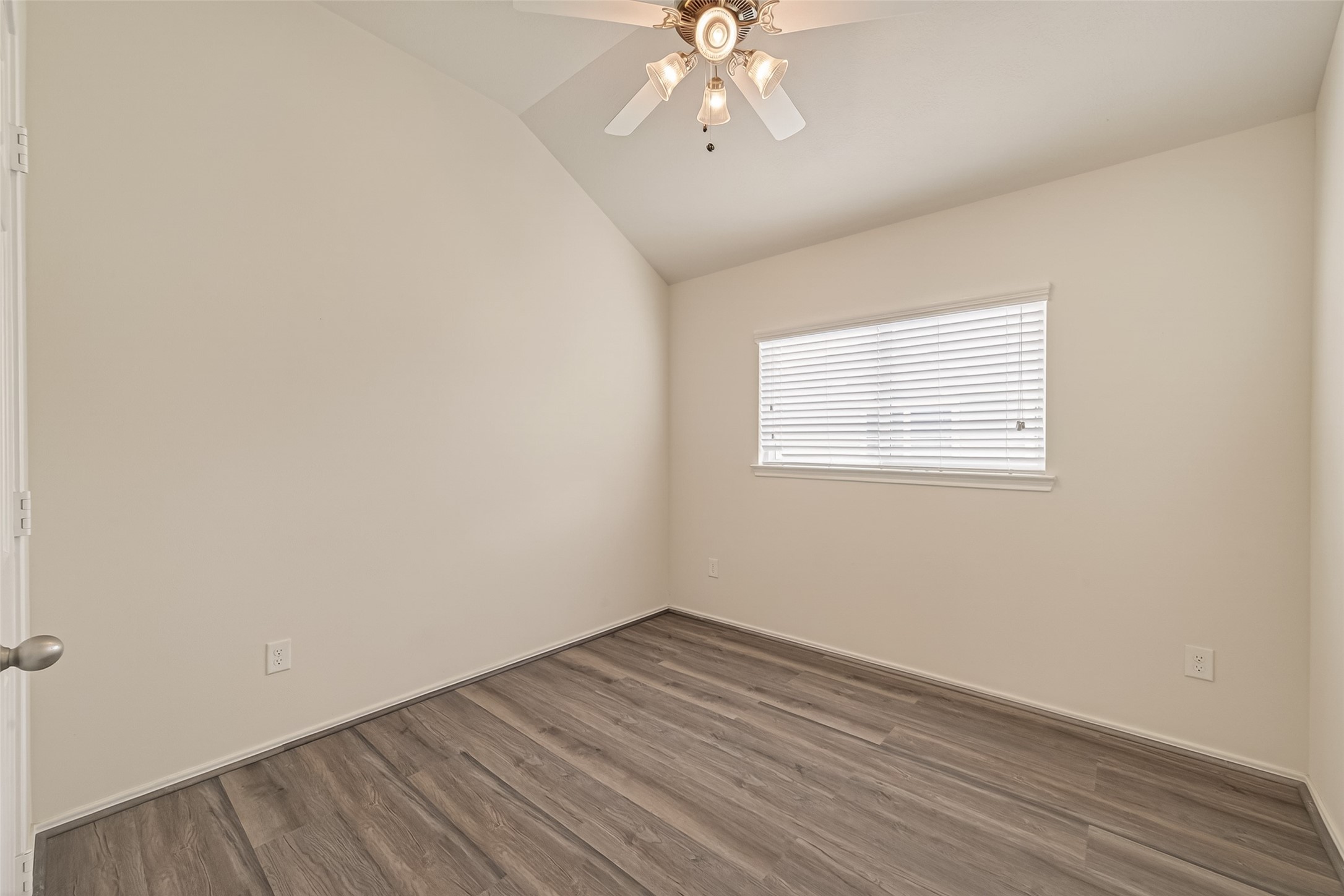6814 Anson Point Lane Houston, TX 77040 - Photo 11 of 16