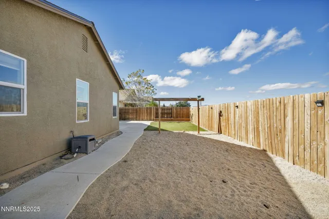 $468,000 | 180 Walnut Drive, Unit SHADOW LN TO WALNUT DR, Fernley, NV 89408