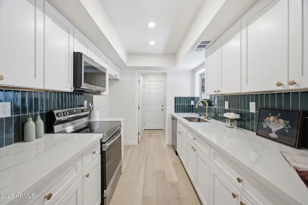 $239,900 | 4547 West McLellan Road, Glendale, AZ 85301