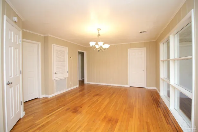 $1,950 | 4810 Creighton Road, Pensacola, FL 32504