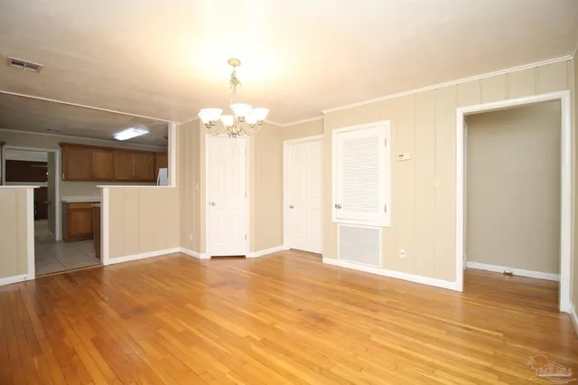 $1,950 | 4810 Creighton Road, Pensacola, FL 32504