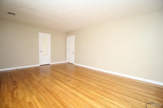 $1,950 | 4810 Creighton Road, Pensacola, FL 32504