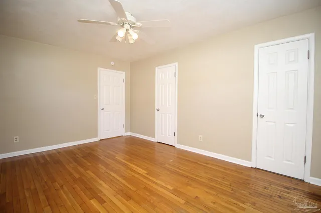 $1,950 | 4810 Creighton Road, Pensacola, FL 32504