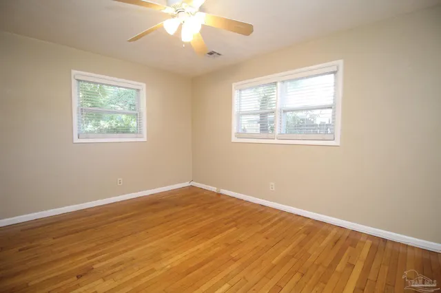 $1,950 | 4810 Creighton Road, Pensacola, FL 32504