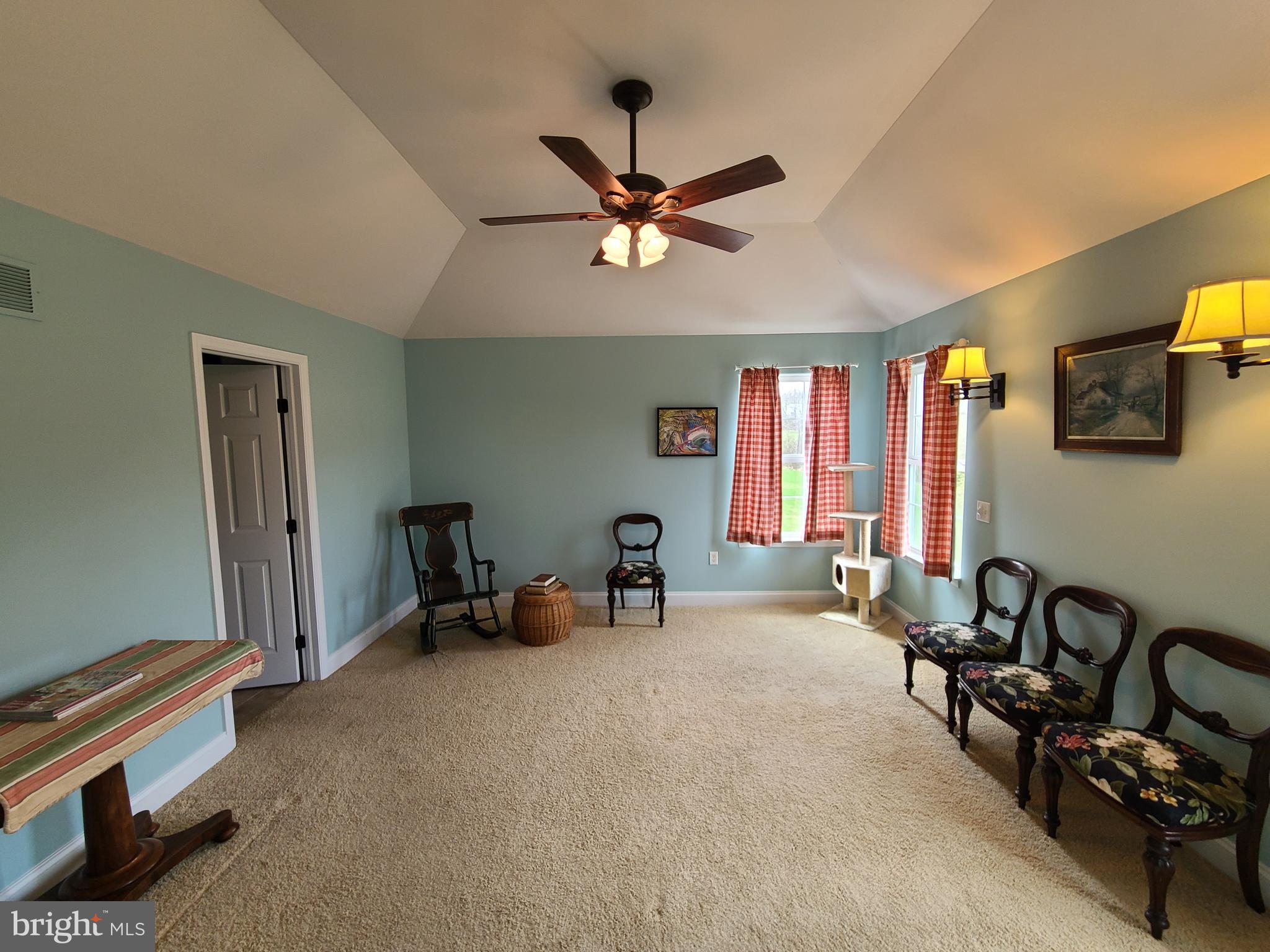27 Harry Avenue Reading, PA 19607 - Photo 26 of 67 Reverse Tray Ceiling