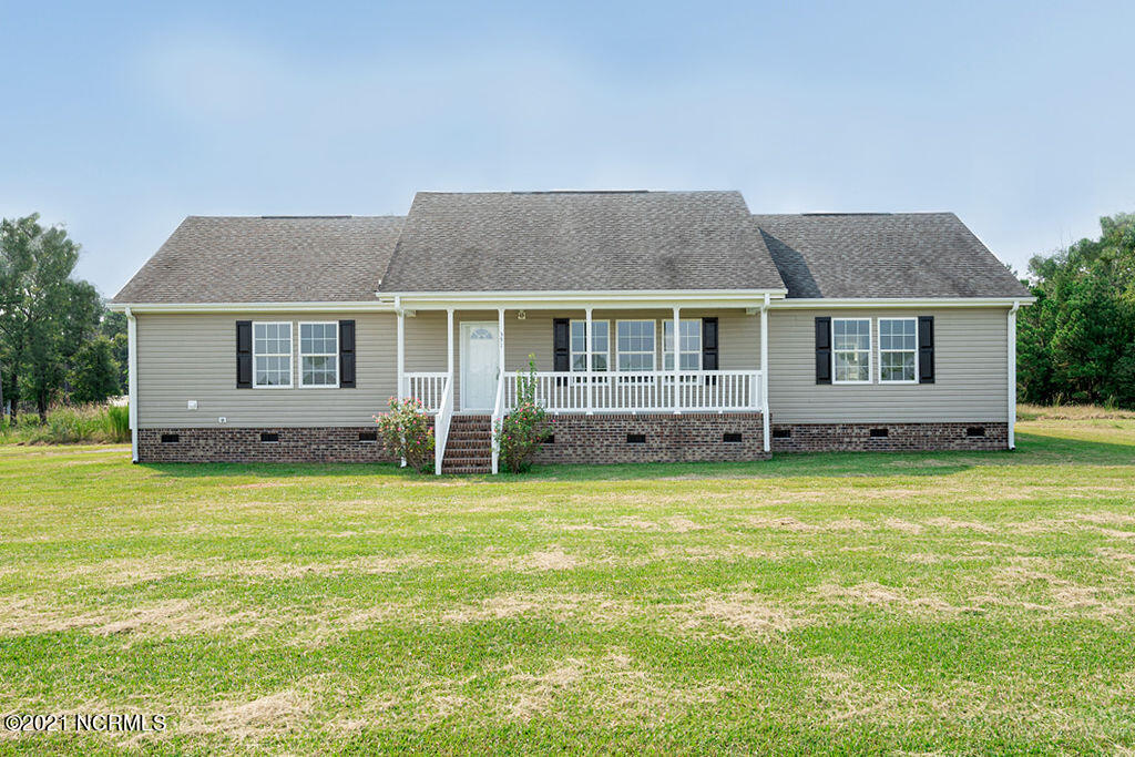 351 Sand Ridge Road Pink Hill, NC 28572 - Photo 1 of 44 DSC00825