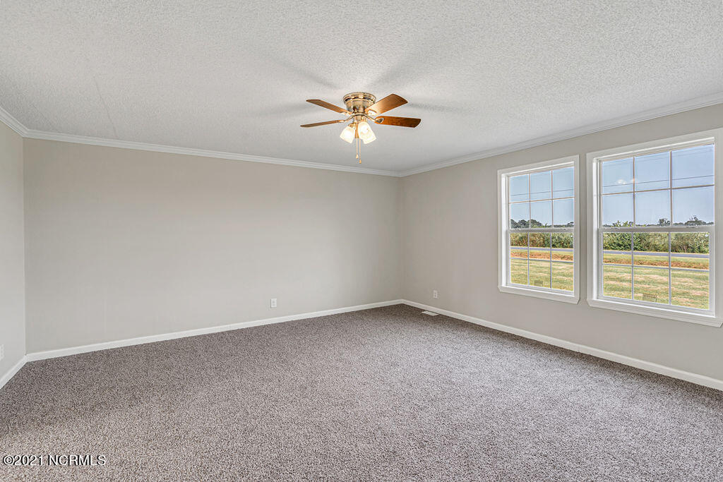 351 Sand Ridge Road Pink Hill, NC 28572 - Photo 21 of 44 DSC01023