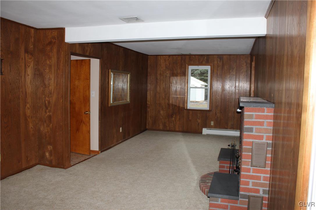 1227 Clearfield Road Nazareth, PA 18064 - Photo 10 of 18 an empty room with windows