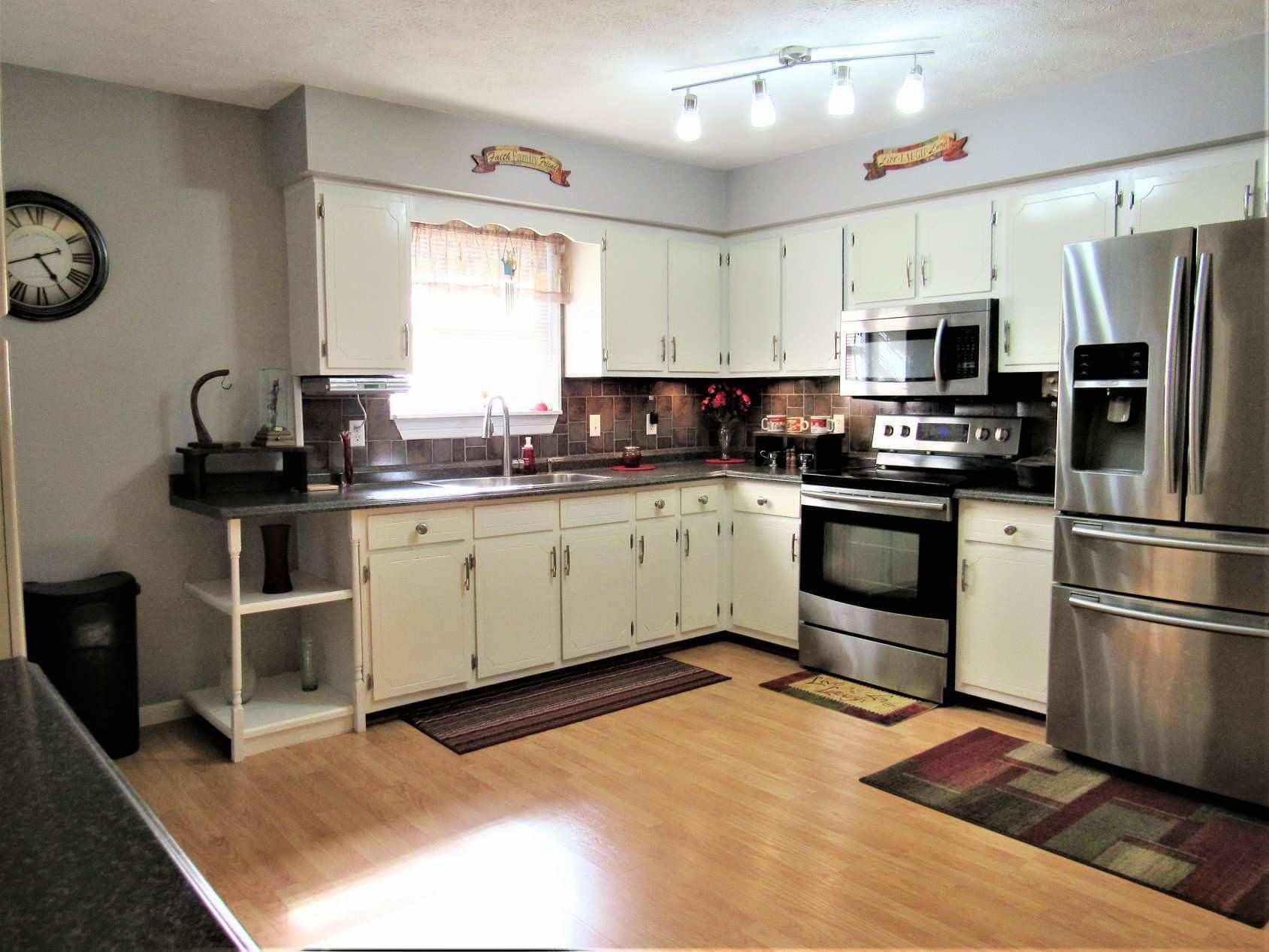 165 Boulder Road Wartburg, TN 37887 - Photo 4 of 36 Gallery Image 4