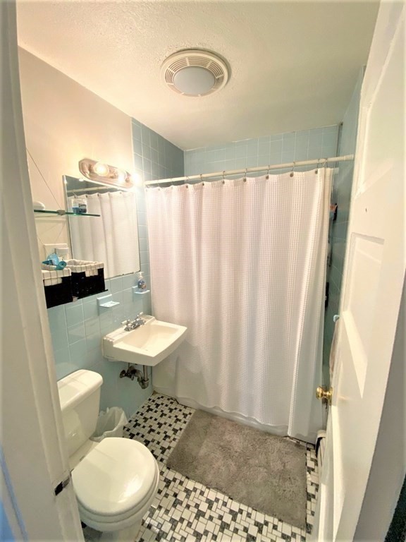 27 Langley Road, Unit 2 Boston, MA 02135 - Photo 11 of 14