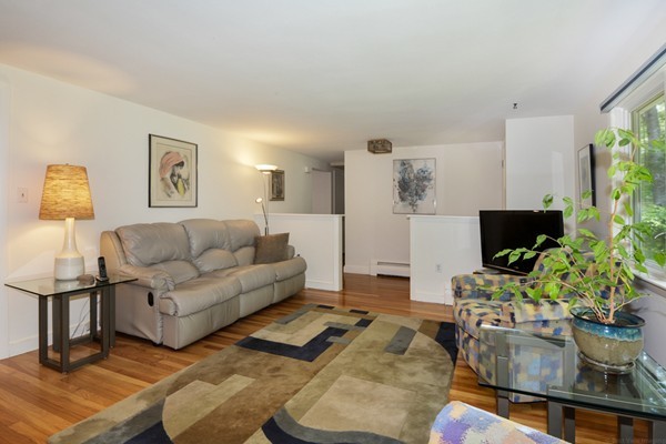 27 Oneida Road Acton, MA 01720 - Photo 10 of 30 Gallery Image 10