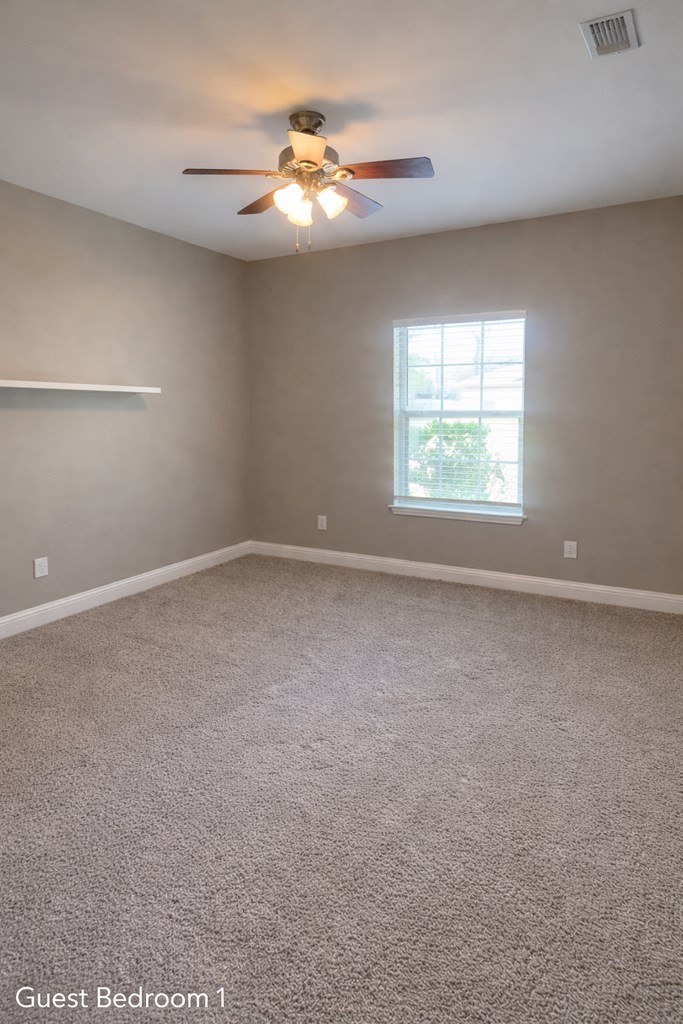 114 North Kansas Street Huntington, TX 75949 - Photo 11 of 18