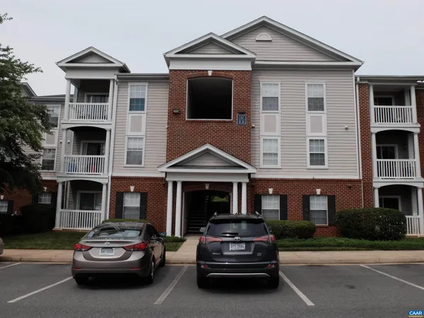 $1,900 | 727 Denali Way, Unit 205, Charlottesville, VA 22903